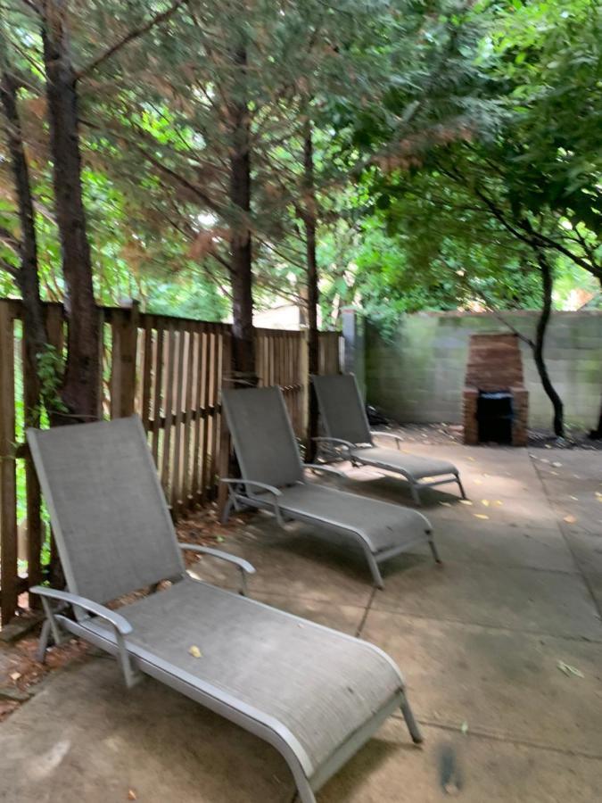 Renovated English Basement 2Bdrm Home Near Metro Washington Buitenkant foto