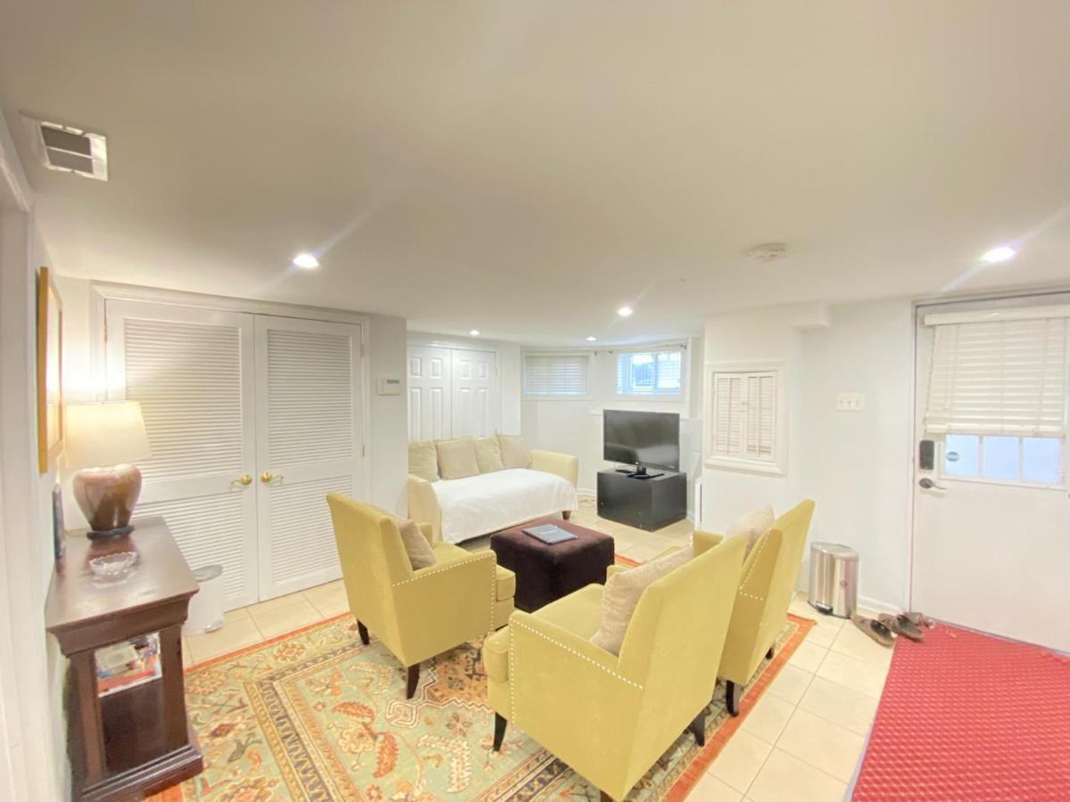 Renovated English Basement 2Bdrm Home Near Metro Washington Buitenkant foto
